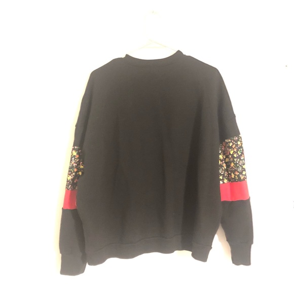 Great condition super stylish ZARA sweater. - Picture 3 of 3